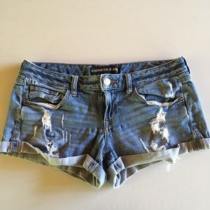 Express Shorts